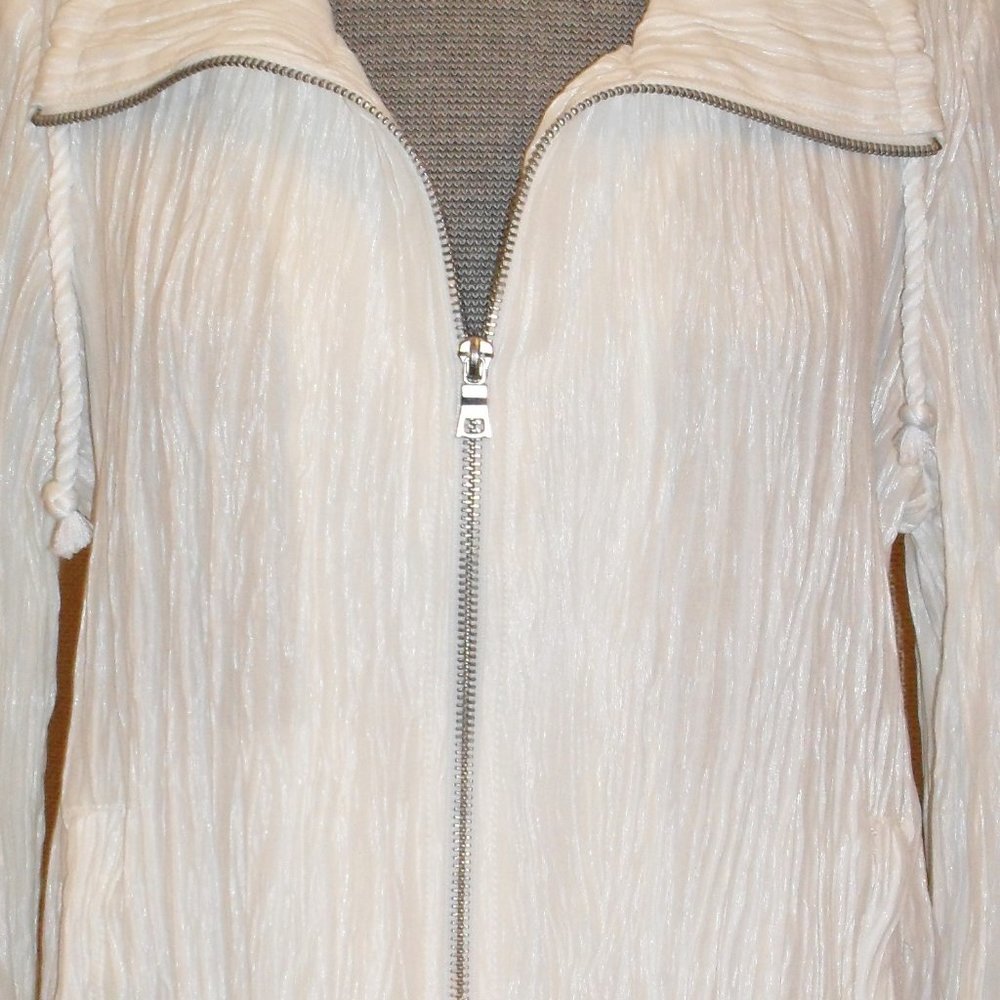 🤍Plisse Ruby Rd. Zip Jacket🤍 - Picture 6 of 15